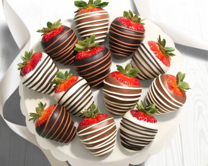 Dipped Chocolate Strawberries (full dozen)